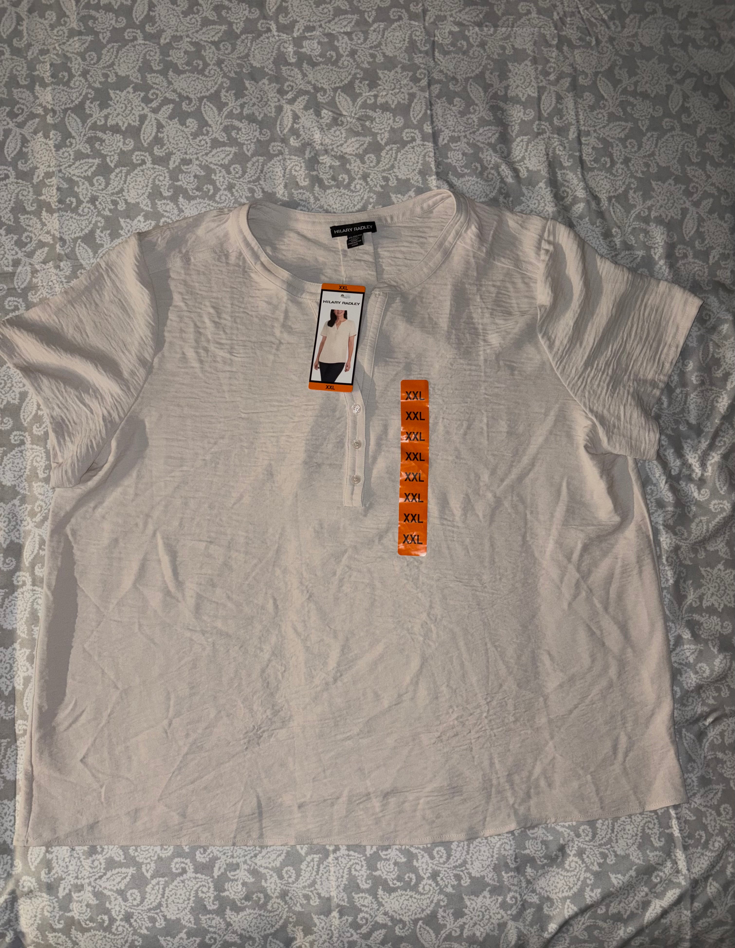 Hillary Radley Women's 2XL White Solid Short Sleeve Round Neck Button Top