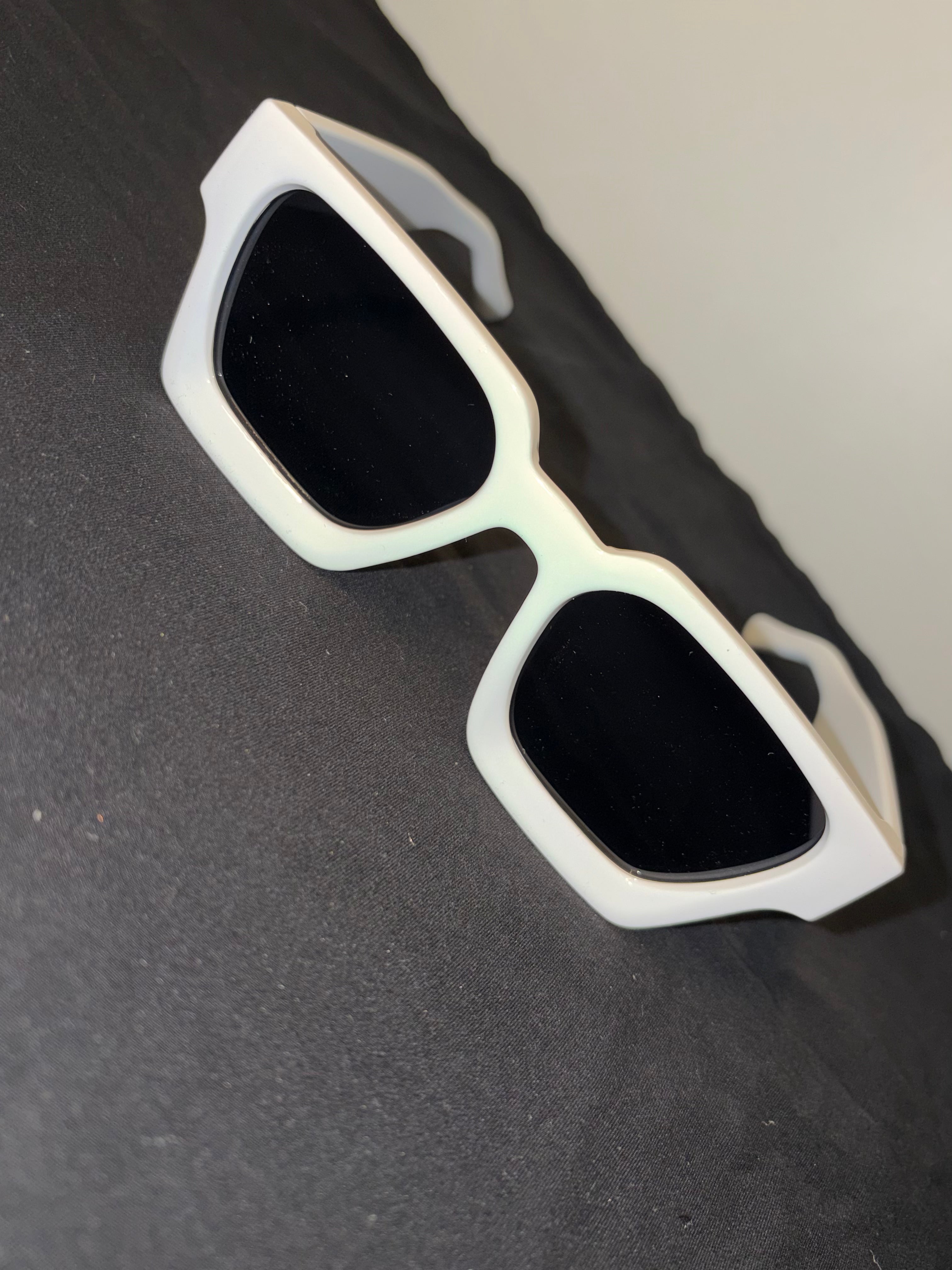 M.M in Los Angeles White Glasses