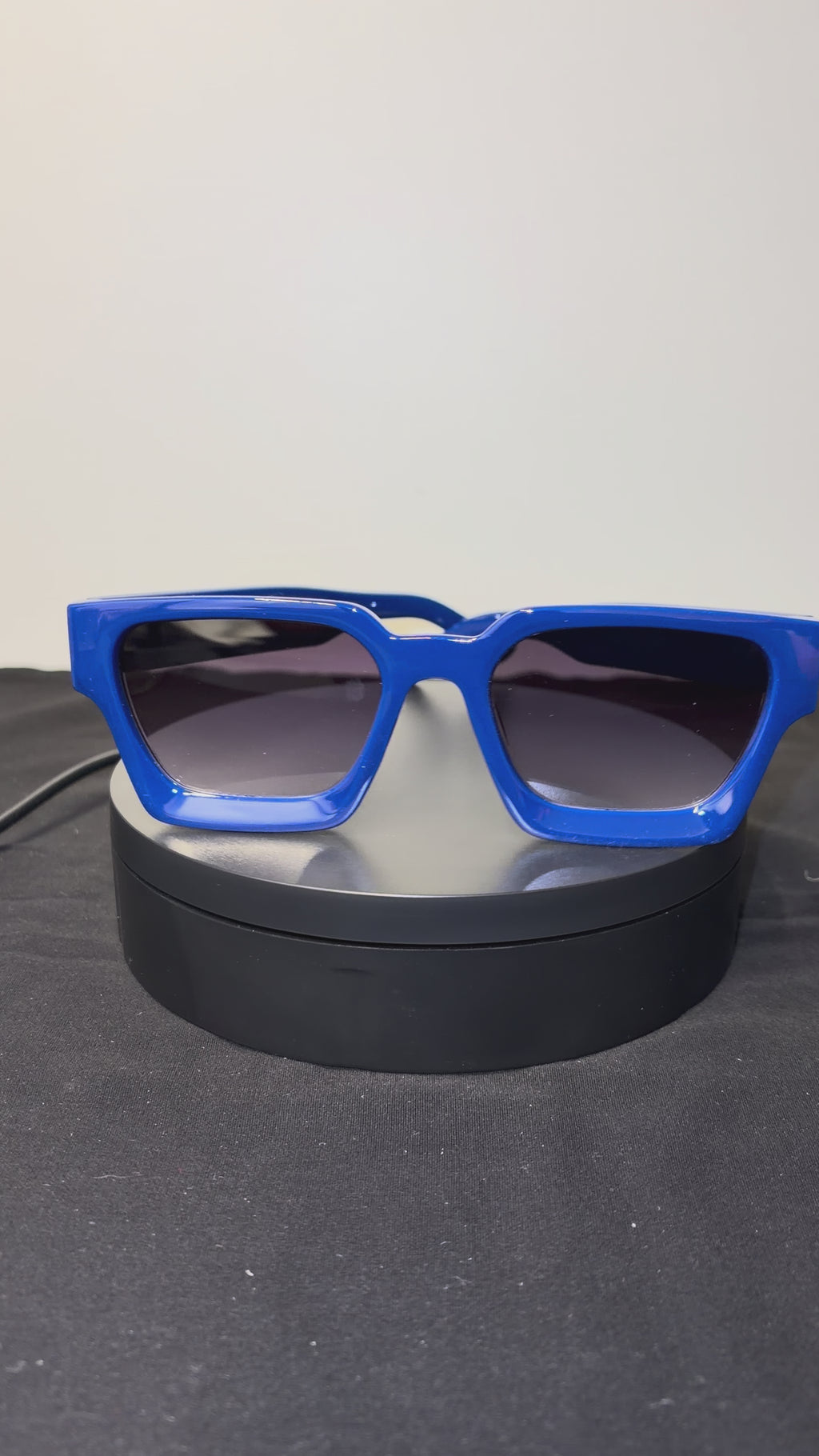 M.M in Los Angeles Blue Glasses